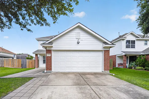 $299,900 | 12710 Paso Del Flores Drive, Houston, TX 77045