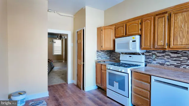 $130,000 | 2562 Edmondson Avenue, Baltimore, MD 21223