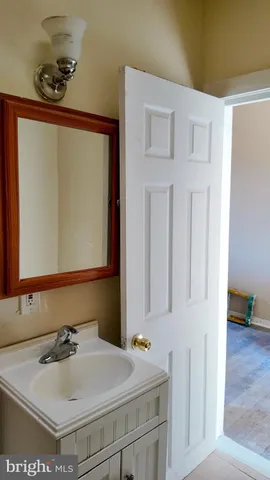 $130,000 | 2562 Edmondson Avenue, Baltimore, MD 21223