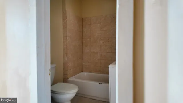 $130,000 | 2562 Edmondson Avenue, Baltimore, MD 21223