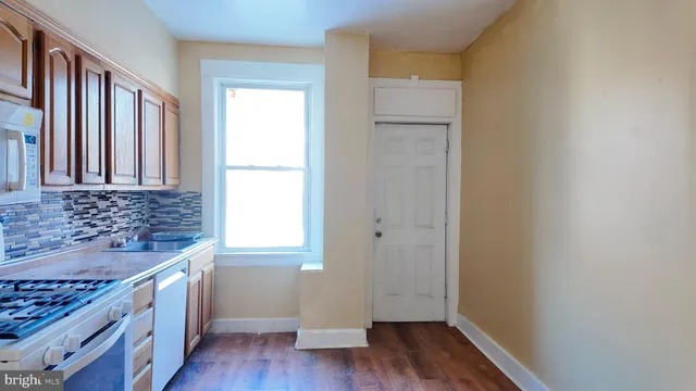 $130,000 | 2562 Edmondson Avenue, Baltimore, MD 21223