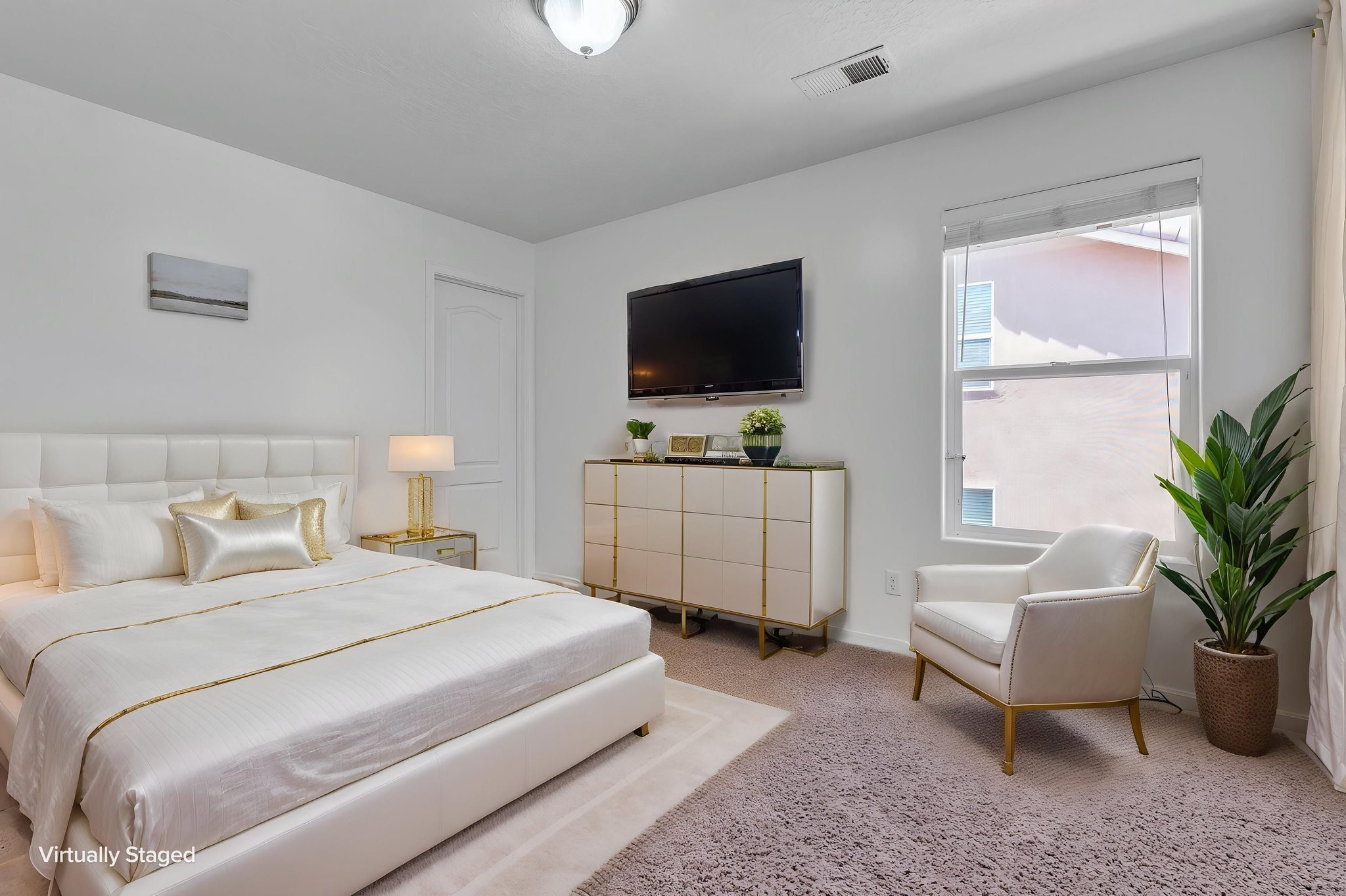 6914 Wrangell Loop Northeast Rio Rancho, NM 87144 - Photo 44 of 61 Jack and Jill Bedroom - Virtually Staged