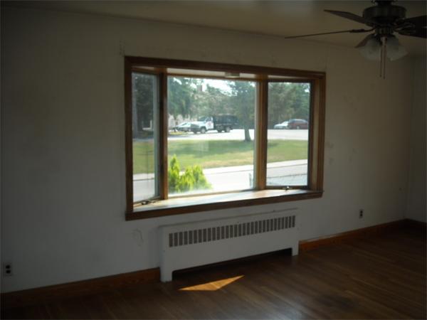 640 Rathbun Street Blackstone, MA 01504 - Photo 9 of 13 Gallery Image 9