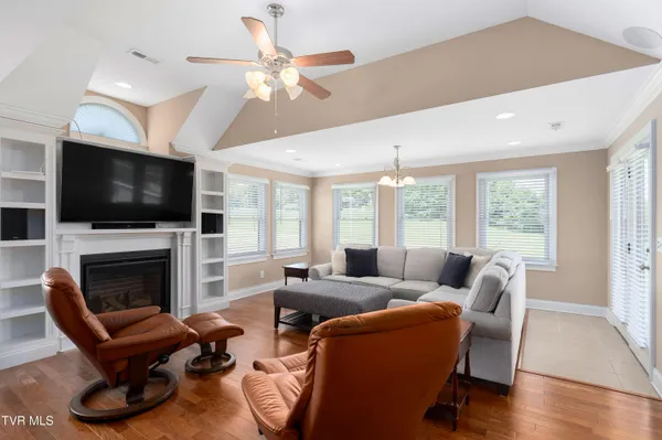 $415,000 | 130 Lookout Pointe, Unit 130, Johnson City, TN 37601