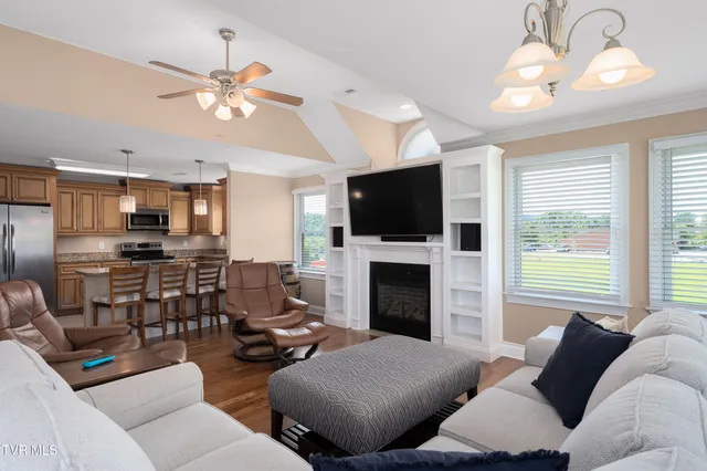 $415,000 | 130 Lookout Pointe, Unit 130, Johnson City, TN 37601