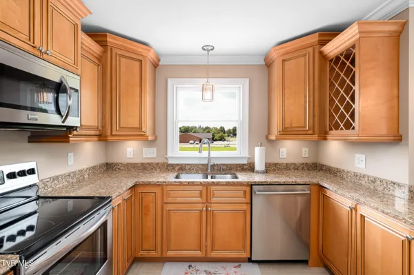 $415,000 | 130 Lookout Pointe, Unit 130, Johnson City, TN 37601