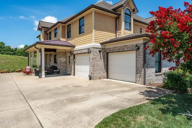 $415,000 | 130 Lookout Pointe, Unit 130, Johnson City, TN 37601