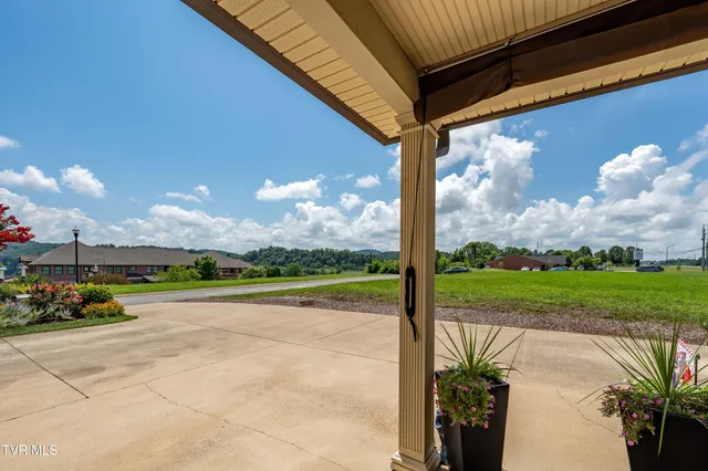 $415,000 | 130 Lookout Pointe, Unit 130, Johnson City, TN 37601