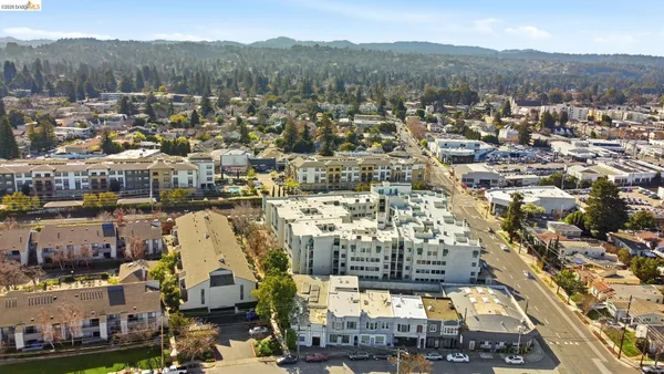 $1,599,000 | 869 Woodside Way, San Mateo, CA 94401