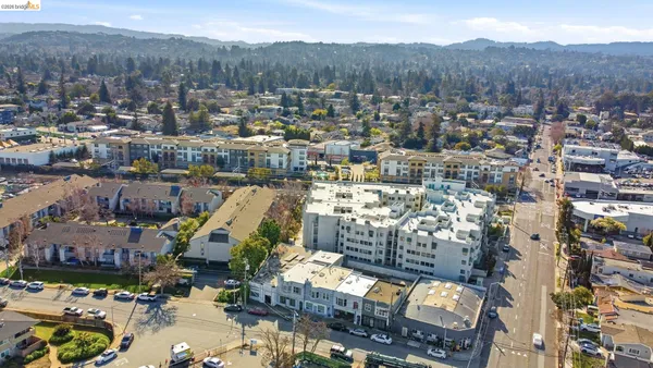 $1,599,000 | 869 Woodside Way, San Mateo, CA 94401
