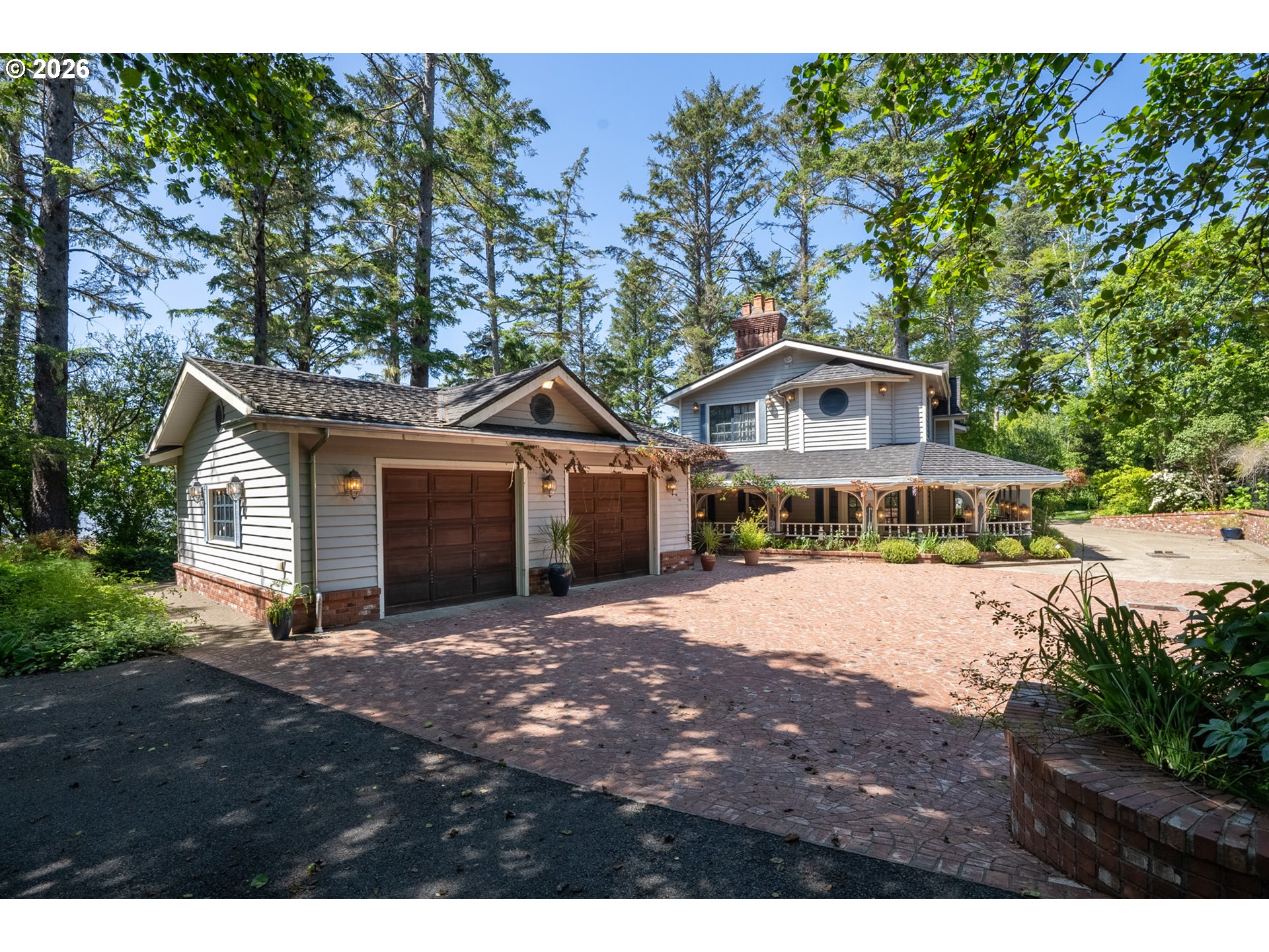 11250 Whiskey Creek Road Tillamook, OR 97141 - Photo 39 of 48 Garage