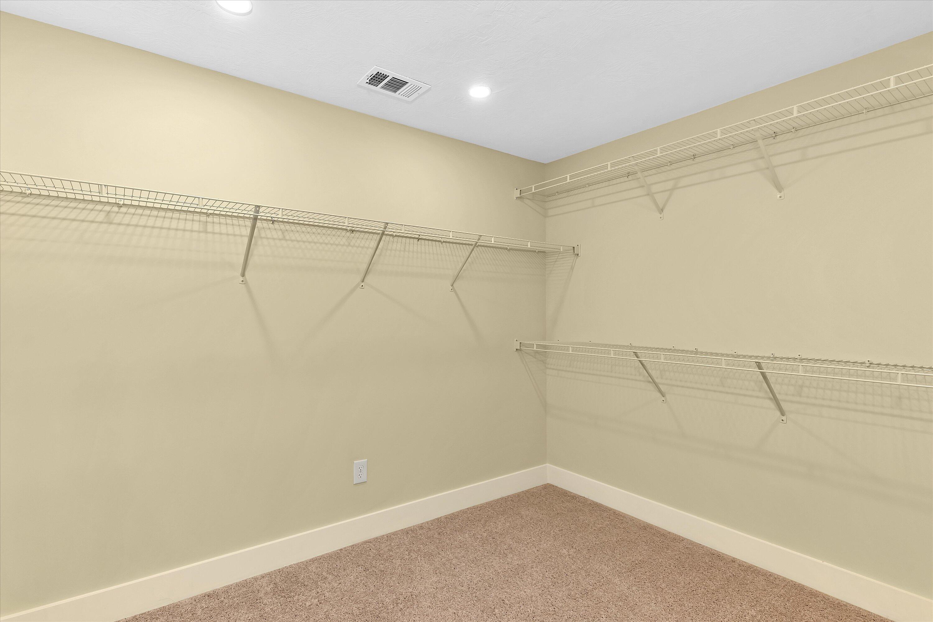 4625 Old Waynesboro Road Hephzibah, GA 30815 - Photo 25 of 34 Massive walk-in closet measures 9 x 10