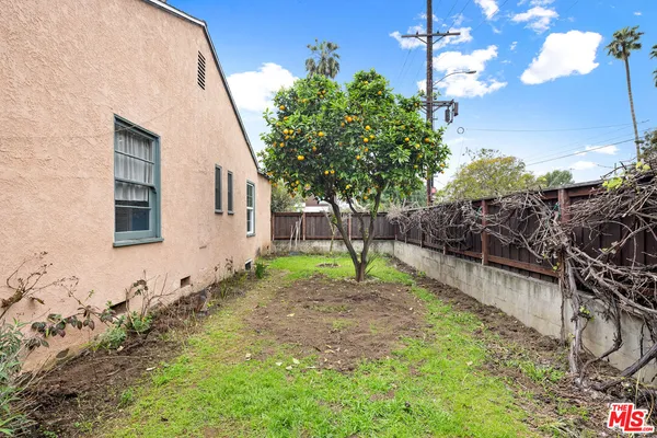 $1,800,000 | 3604 Moore Street, Los Angeles, CA 90066