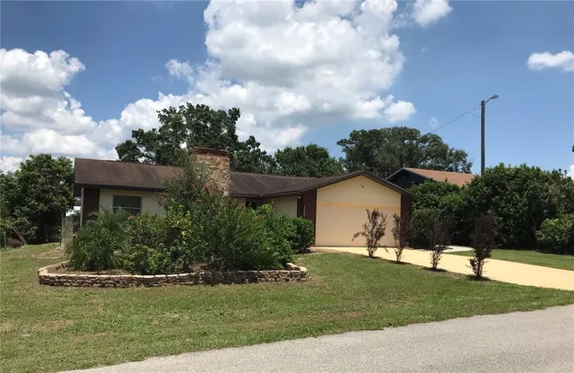 $265,000 | 3750 Dovehollow Drive, Lakeland, FL 33812