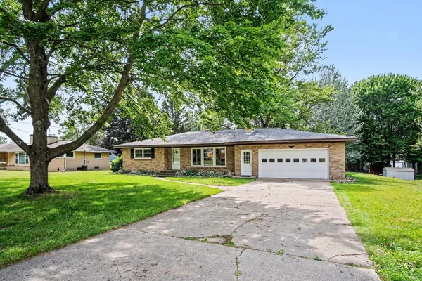 $382,900 | 11351 Brown Avenue, Allendale, MI 49401