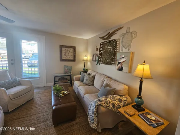 $2,400 | 11 Ponte Vedra Colony Circle, Ponte Vedra Beach, FL 32082