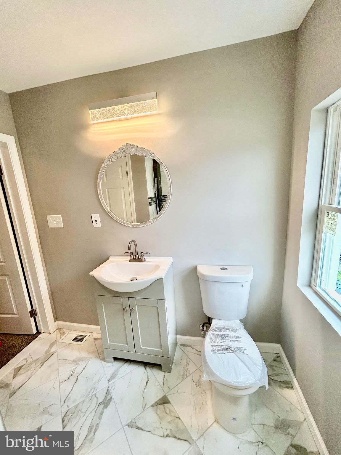 4642 Northwood Drive Baltimore, MD 21239 - Photo 12 of 28