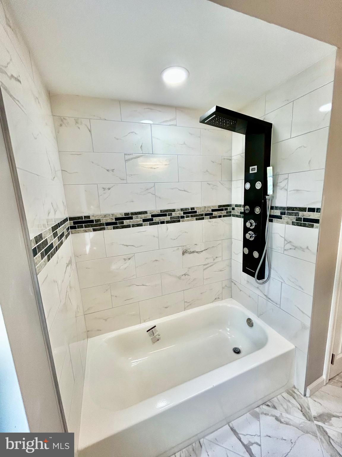 4642 Northwood Drive Baltimore, MD 21239 - Photo 13 of 28