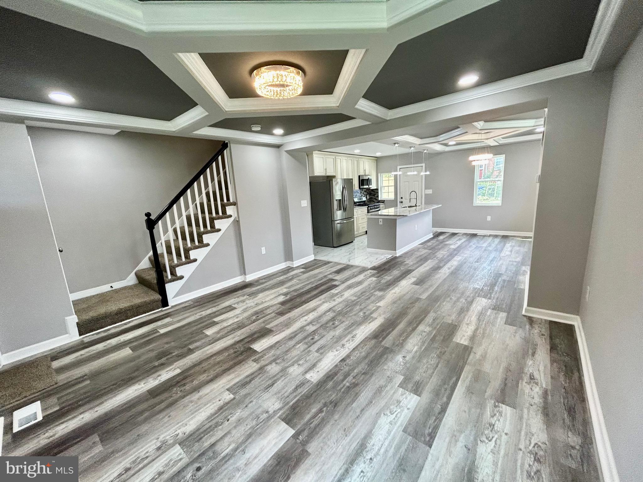 4642 Northwood Drive Baltimore, MD 21239 - Photo 3 of 28