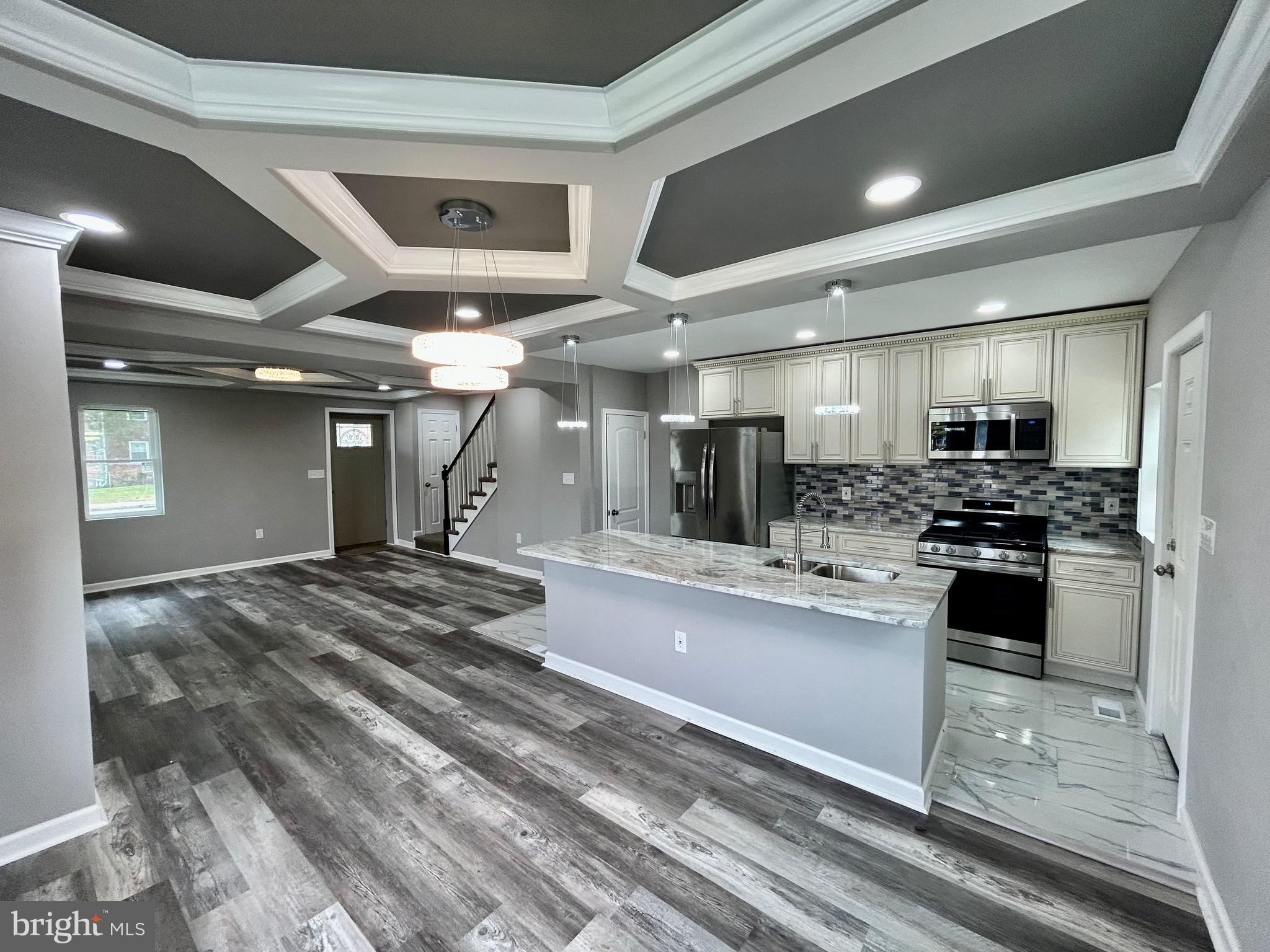 4642 Northwood Drive Baltimore, MD 21239 - Photo 6 of 28