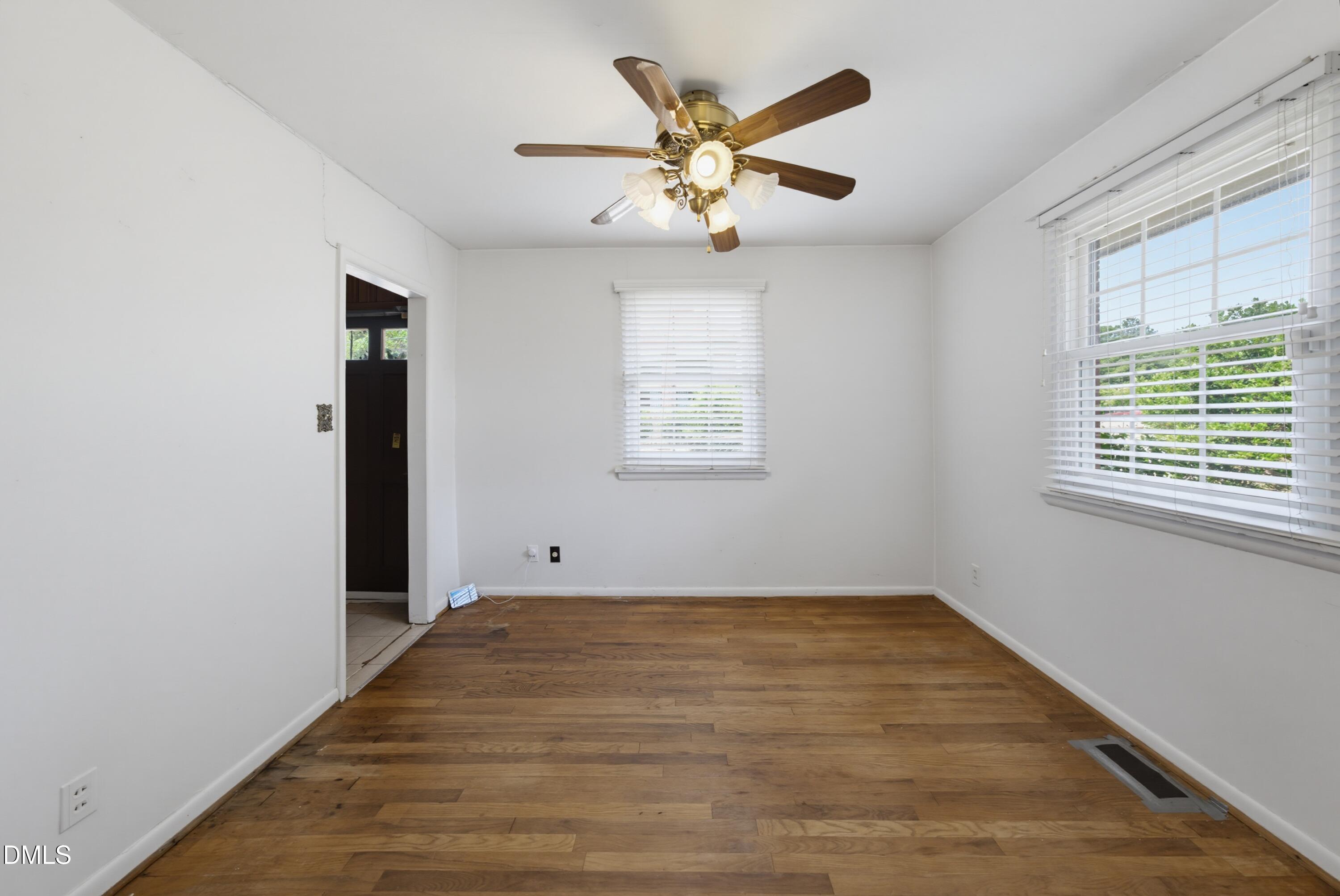 6225 Creedmoor Road Raleigh, NC 27612 - Photo 6 of 26 DSC00491