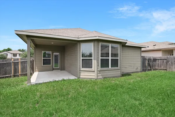 $2,095 | 5652 Porano Circle, Round Rock, TX 78665