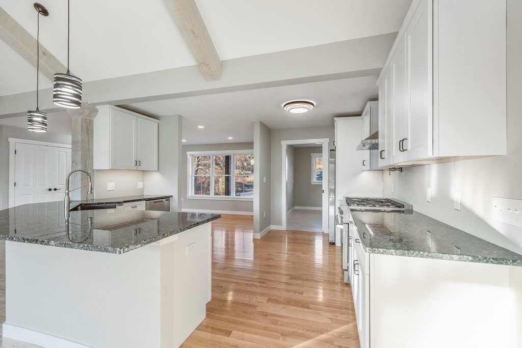 13 R Orchard Street Blackstone, MA 01504 - Photo 10 of 23 Gallery Image 10