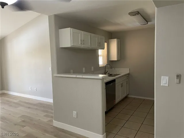 $1,095 | 2300 East Silverado Ranch Boulevard, Unit 2142, Las Vegas, NV 89123