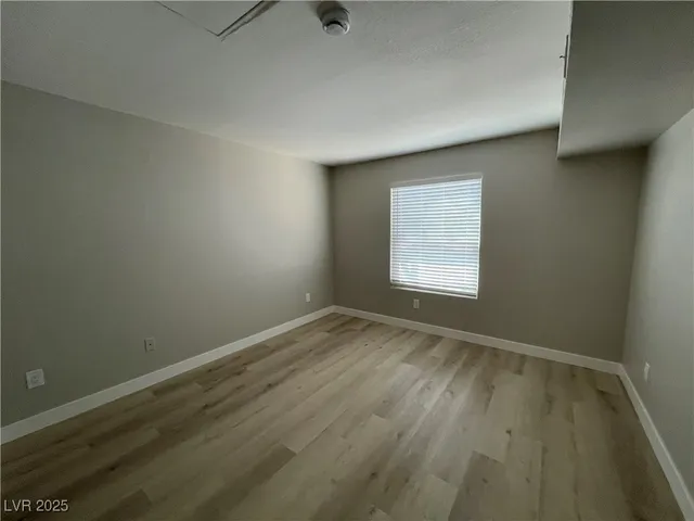 $1,095 | 2300 East Silverado Ranch Boulevard, Unit 2142, Las Vegas, NV 89123
