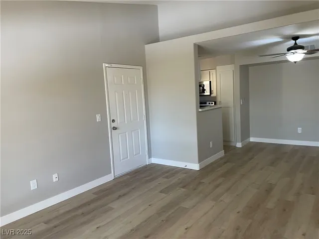 $1,095 | 2300 East Silverado Ranch Boulevard, Unit 2142, Las Vegas, NV 89123