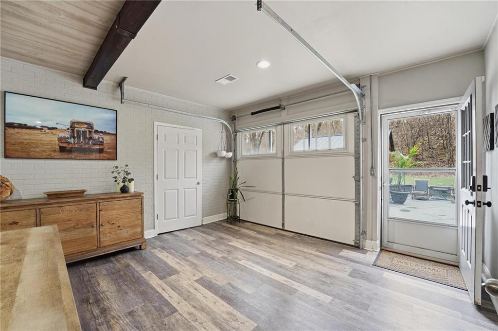 11155 Hubbard Road Kansas City, KS 66109 - Photo 13 of 90