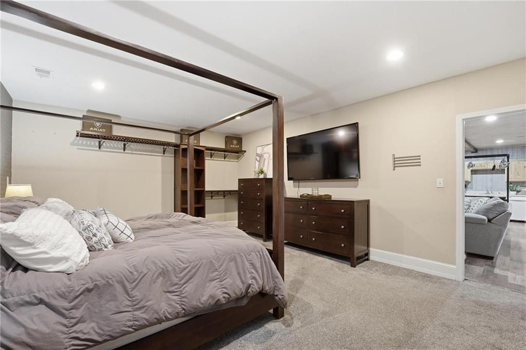 11155 Hubbard Road Kansas City, KS 66109 - Photo 18 of 90