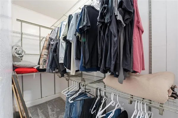 $2,289,000 | 11155 Hubbard Road, Kansas City, KS 66109