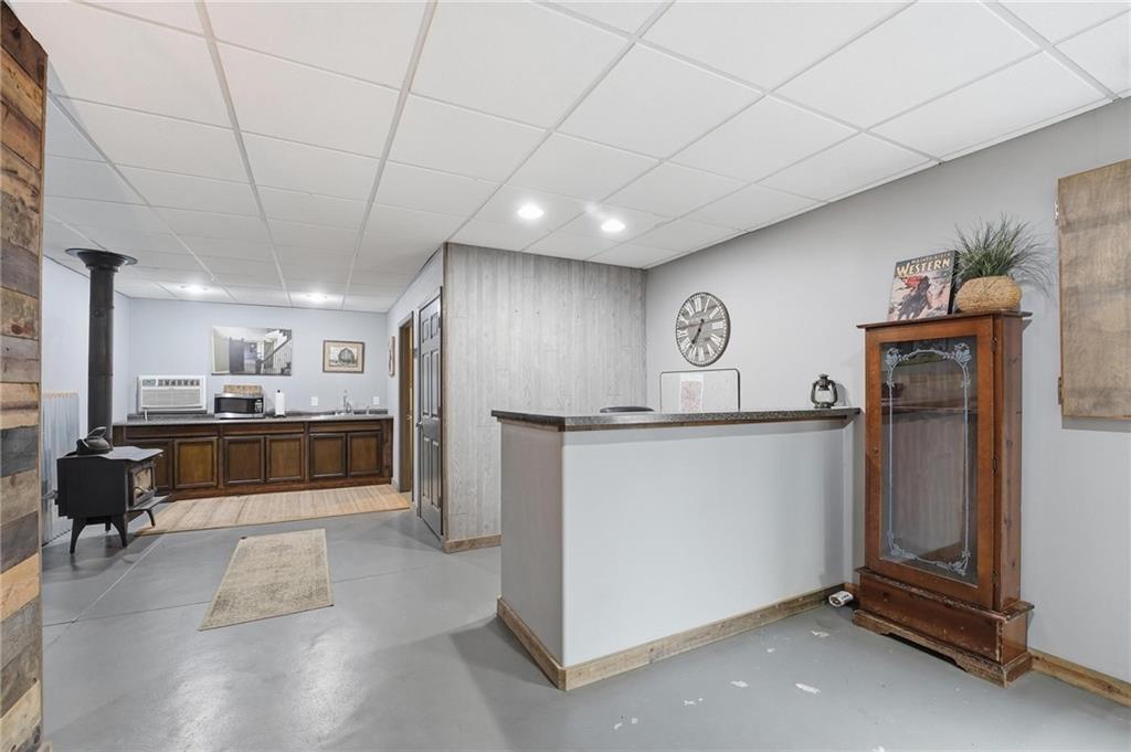 11155 Hubbard Road Kansas City, KS 66109 - Photo 22 of 90