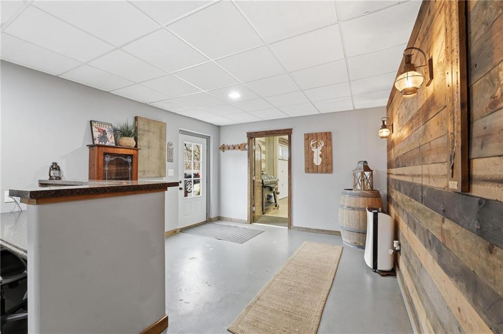 11155 Hubbard Road Kansas City, KS 66109 - Photo 25 of 90