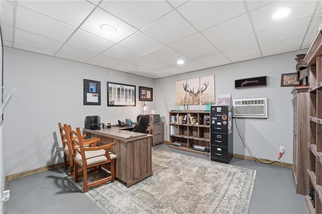 11155 Hubbard Road Kansas City, KS 66109 - Photo 28 of 90