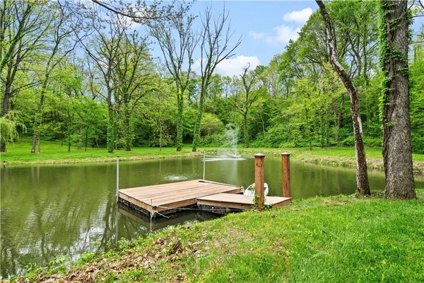 $2,289,000 | 11155 Hubbard Road, Kansas City, KS 66109