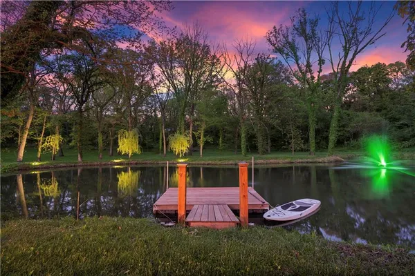 $2,289,000 | 11155 Hubbard Road, Kansas City, KS 66109