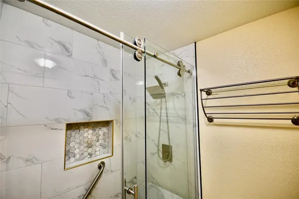 $1,500 | 1818 Augusta Drive, Unit 4, Houston, TX 77057