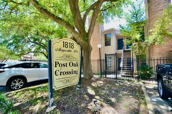 $1,500 | 1818 Augusta Drive, Unit 4, Houston, TX 77057