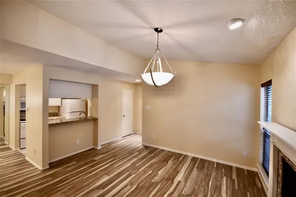 $1,500 | 1818 Augusta Drive, Unit 4, Houston, TX 77057