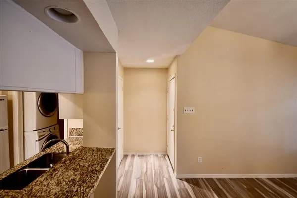 $1,500 | 1818 Augusta Drive, Unit 4, Houston, TX 77057