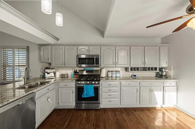 $450,000 | 4505 Northeast Webster Drive, Lee's Summit, MO 64064