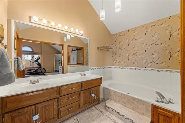 $450,000 | 4505 Northeast Webster Drive, Lee's Summit, MO 64064