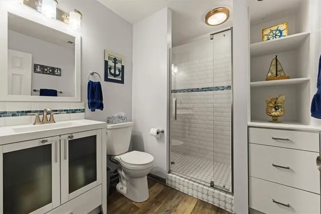 $450,000 | 4505 Northeast Webster Drive, Lee's Summit, MO 64064