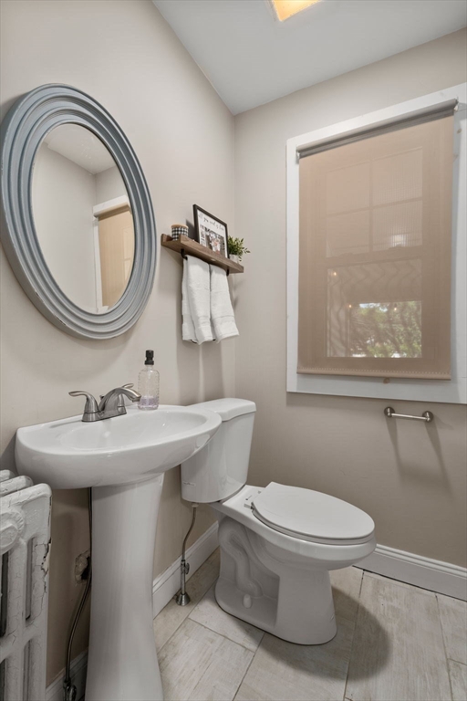 107 Perkins Street Springfield, MA 01118 - Photo 12 of 29