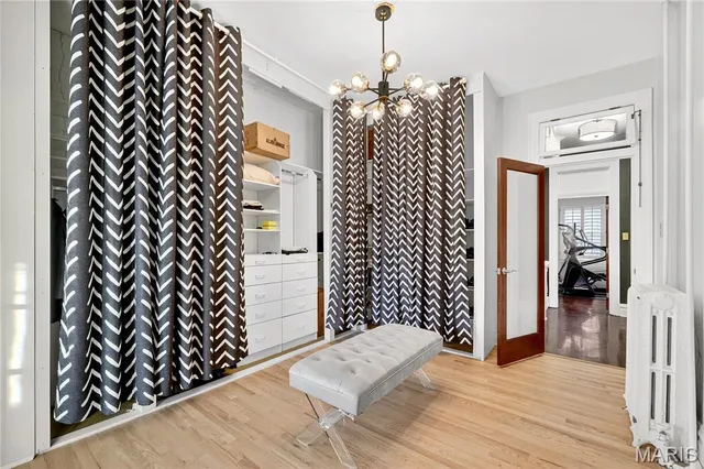 $899,000 | 4624 Pershing Place, St. Louis, MO 63108