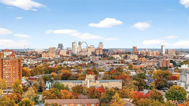 $899,000 | 4624 Pershing Place, St. Louis, MO 63108