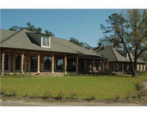 15 Briar Hollow Road Covington, LA 70433 - Photo 3 of 11 Gallery Image 3