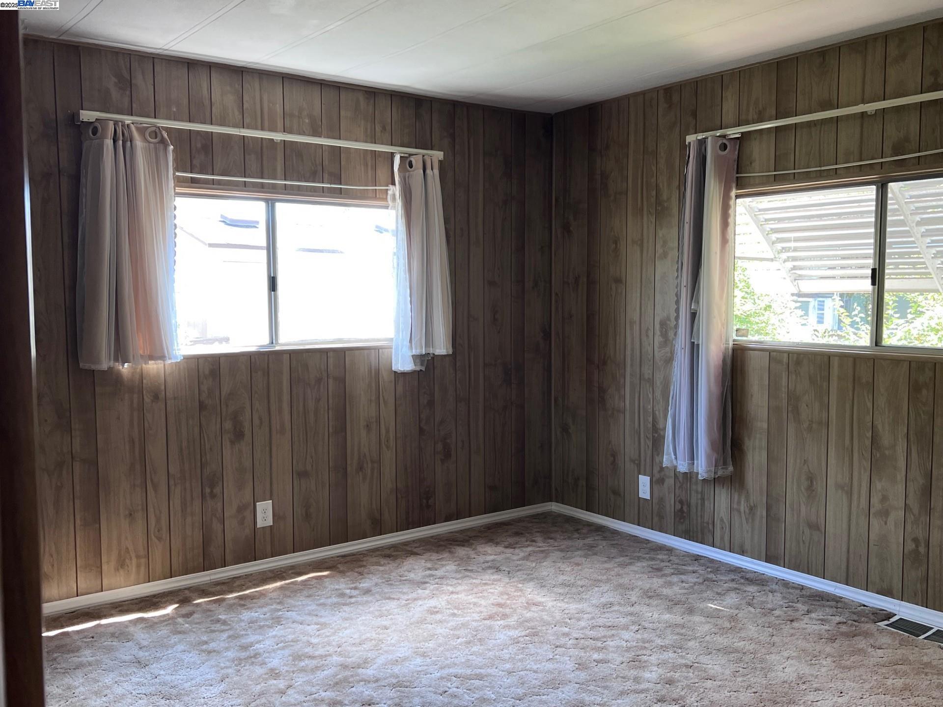 1352 Chelsea Way Hayward, CA 94544 - Photo 15 of 38